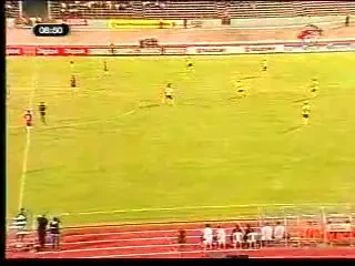 Cum sa ratezi de acolo!? Singur in fata portii o trimite in CERURI!